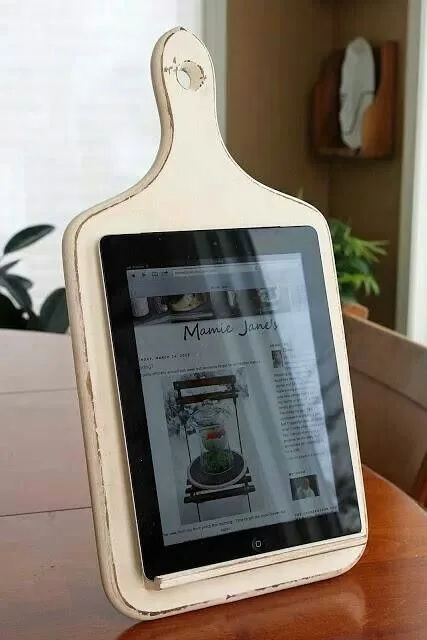 Talenan jadi tablet stand